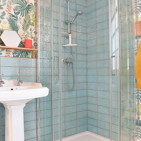 Little Blue Seaside House בית נופש *